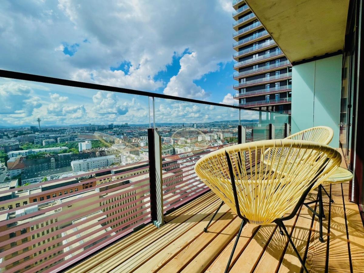 Triiiple Level 20 - Sonnenwohnen Apartment Mit Parkplatz Und Fantastischem Ausblick 维也纳 外观 照片